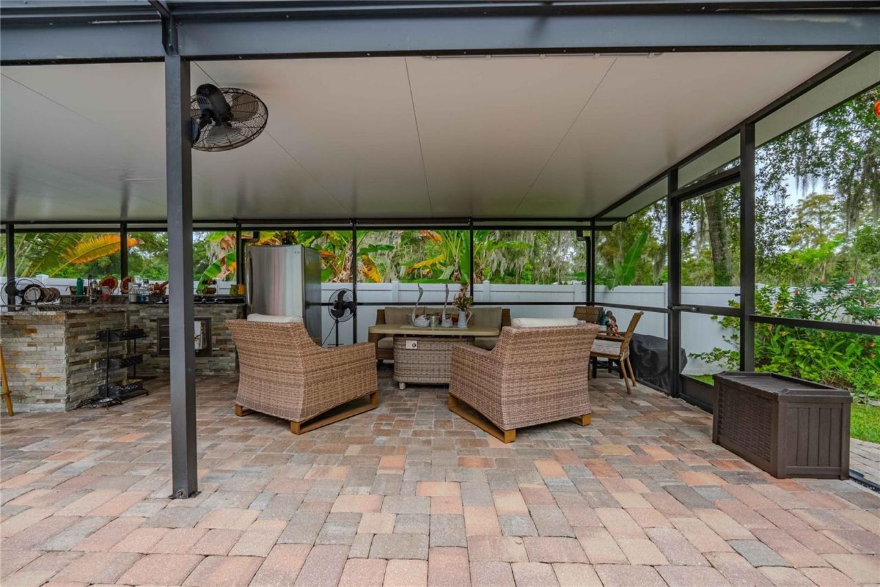 8020 Sharon Drive, Tampa, FL 33617 Photo