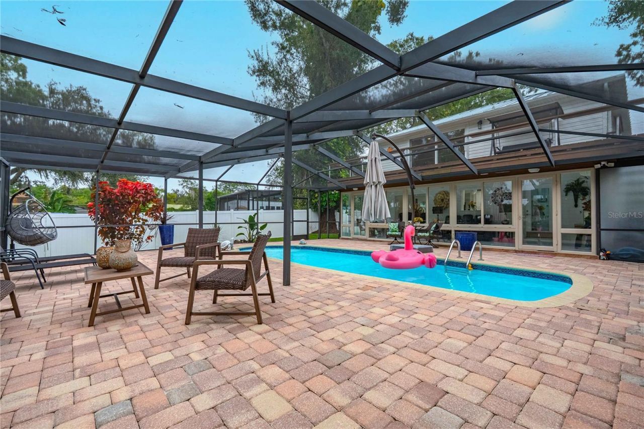 8020 Sharon Drive, Tampa, FL 33617 Photo