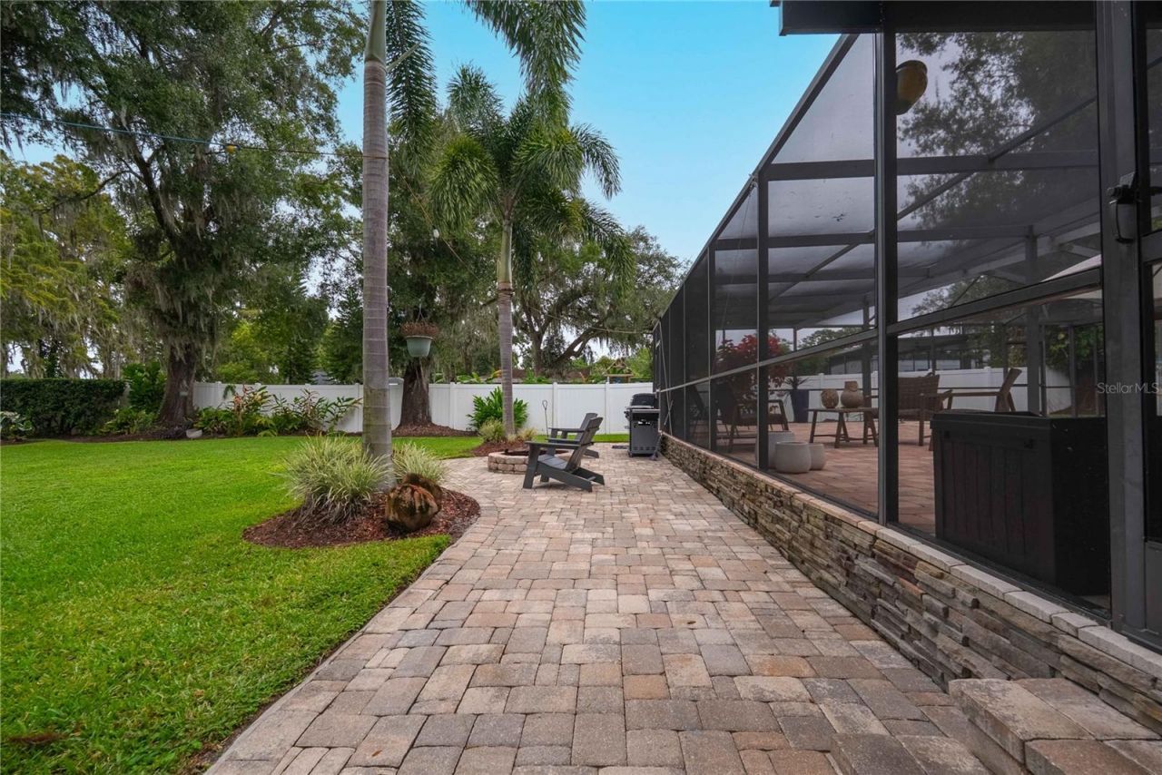 8020 Sharon Drive, Tampa, FL 33617 Photo