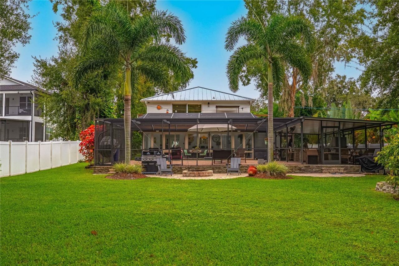 8020 Sharon Drive, Tampa, FL 33617 Photo