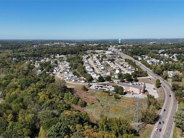 1 Hickory Square, Arnold, MO 63010