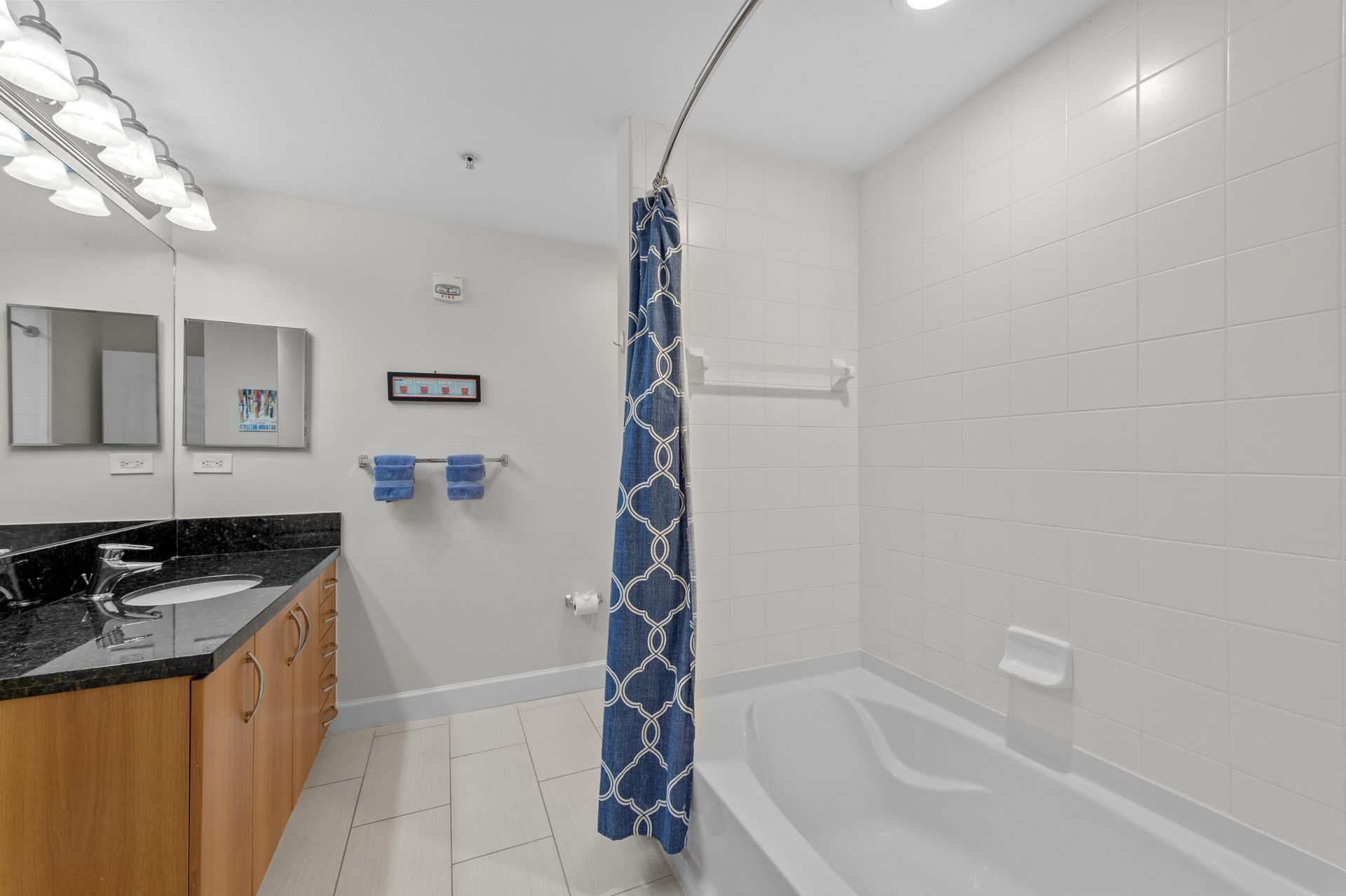 255 NE 3rd Avenue, Unit 2401, Delray Beach, FL 33444 Photo