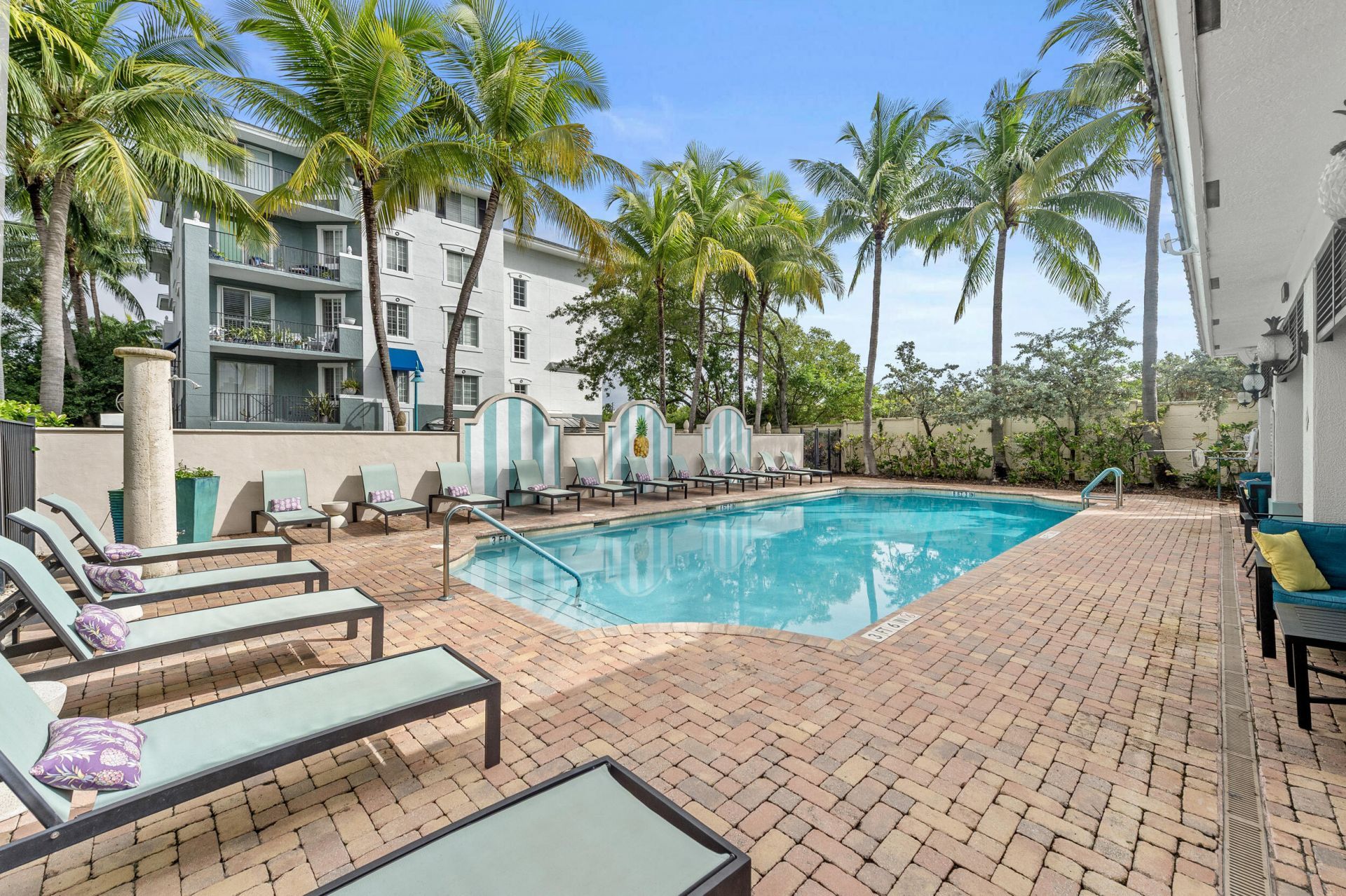 255 NE 3rd Avenue, Unit 2401, Delray Beach, FL 33444 Photo