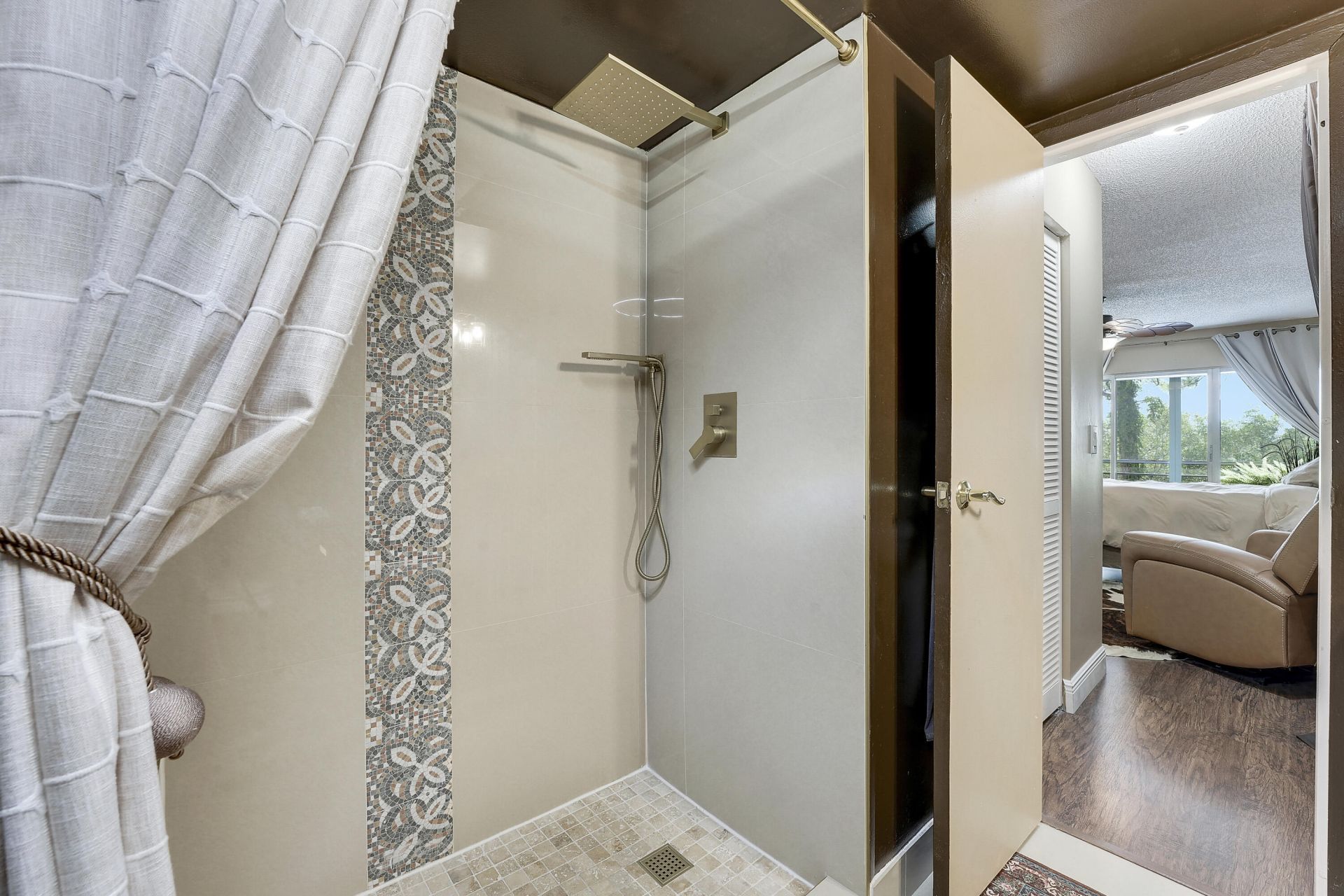 3755 Via Poinciana, Unit 405, Greenacres, FL 33467 Photo