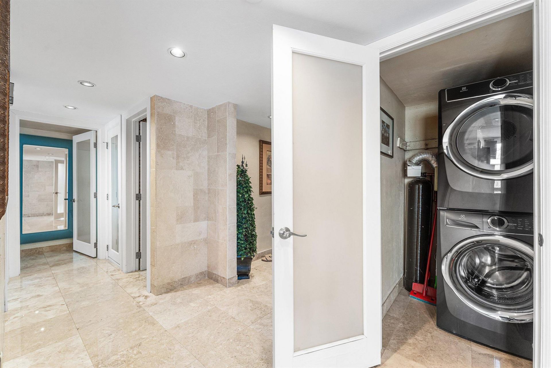 3850 Galt Ocean Drive, Unit 301, Fort Lauderdale, FL 33308 Photo