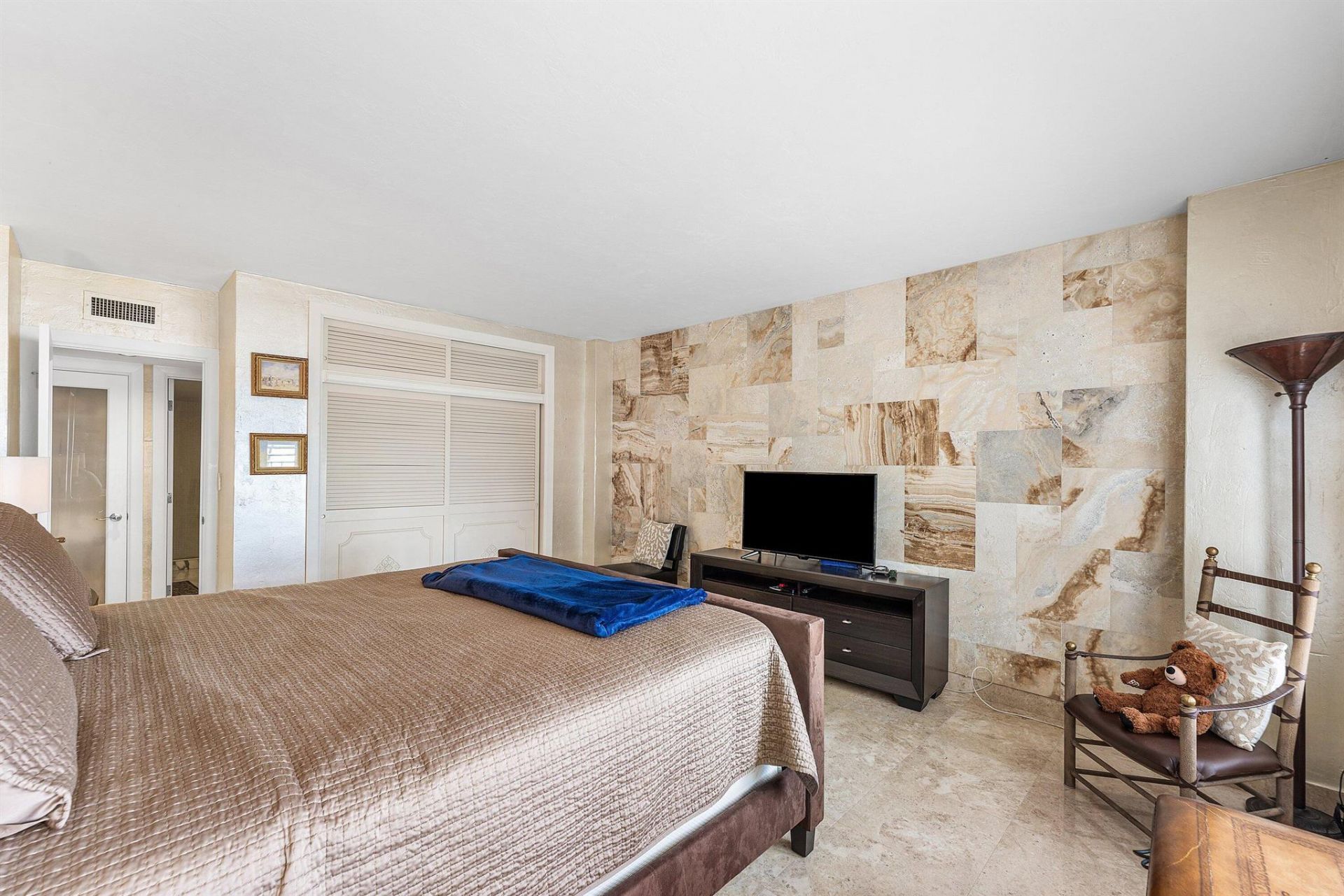 3850 Galt Ocean Drive, Unit 301, Fort Lauderdale, FL 33308 Photo