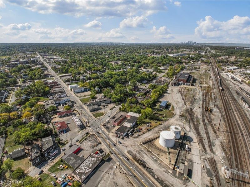 640 E 152nd Street, Cleveland, OH 44110 Photo 18