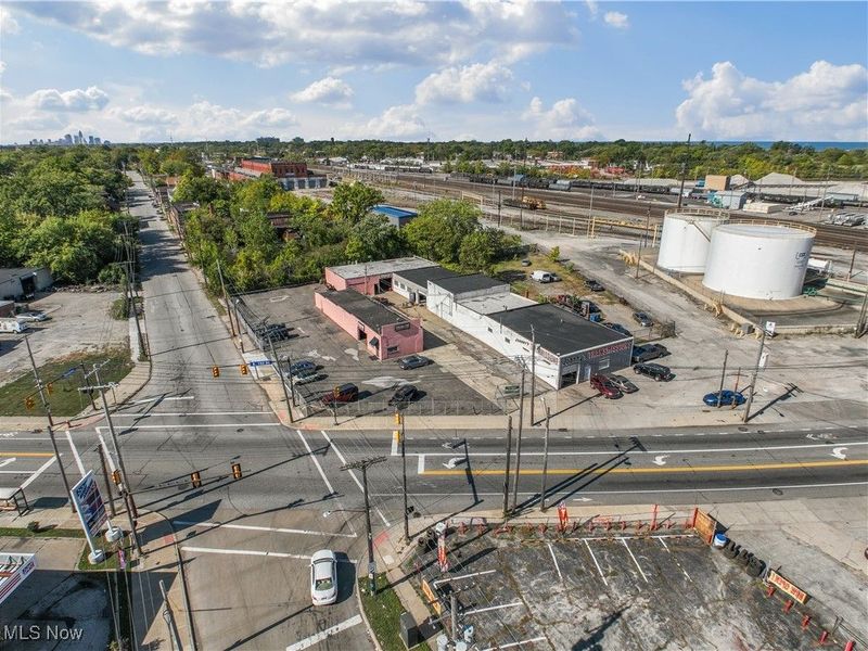 640 E 152nd Street, Cleveland, OH 44110 Photo 24