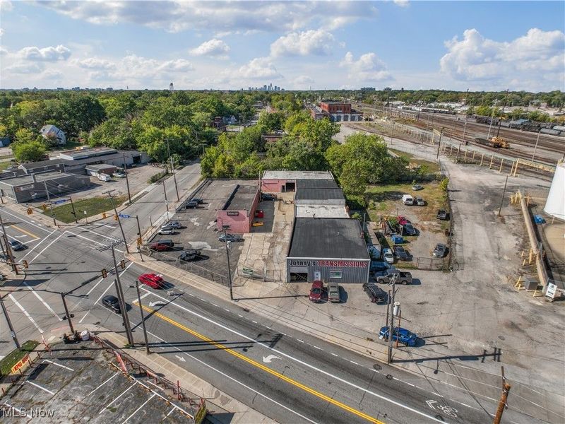 640 E 152nd Street, Cleveland, OH 44110 Photo 25