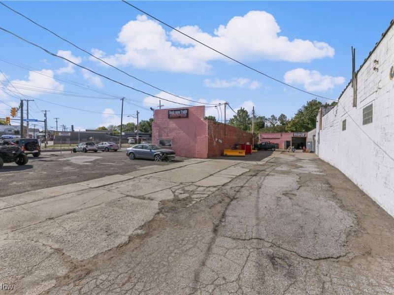 640 E 152nd Street, Cleveland, OH 44110 Photo 37