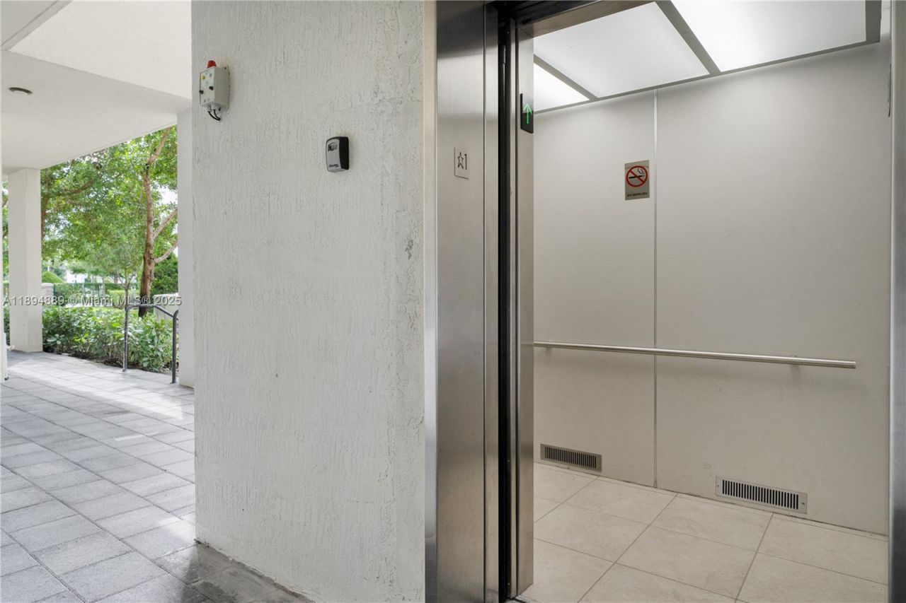 7819 NW 104th Ave, Unit 23, Doral, FL 33178 Photo