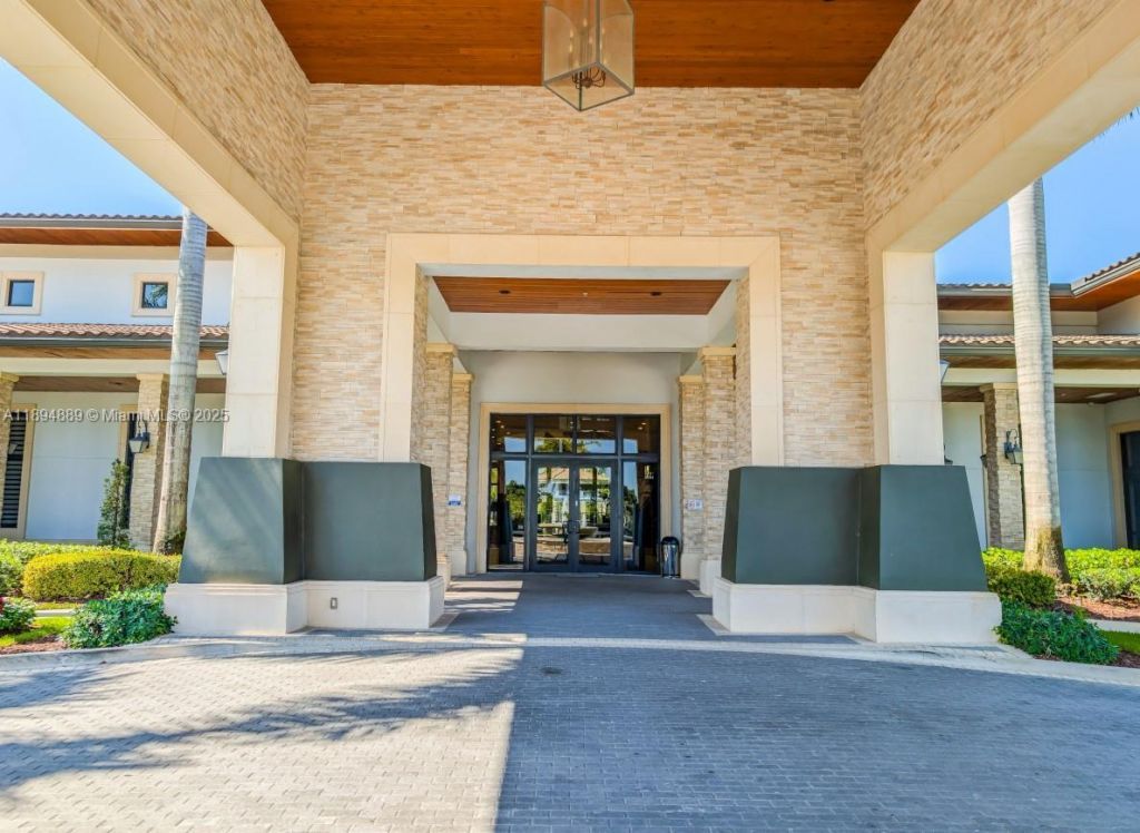 7819 NW 104th Ave, Unit 23, Doral, FL 33178 Photo