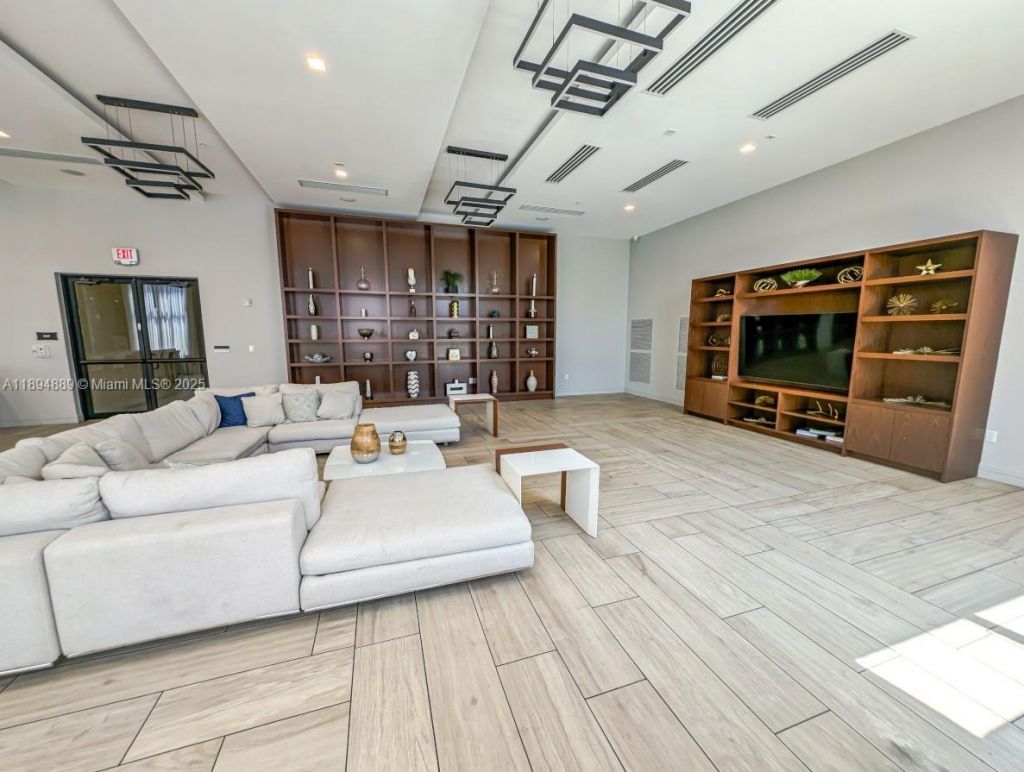 7819 NW 104th Ave, Unit 23, Doral, FL 33178 Photo