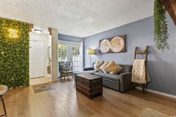 304 21st Ave. S photo 4