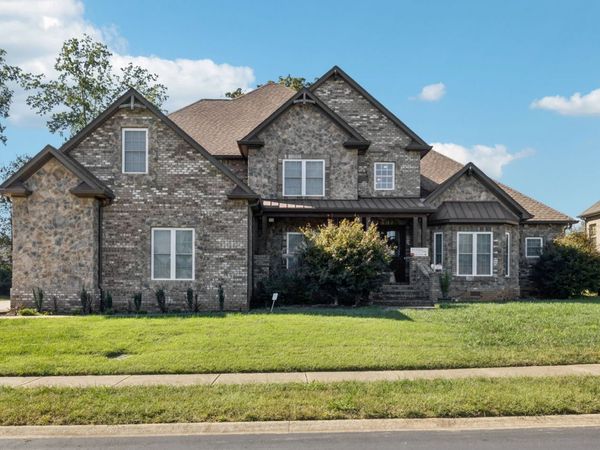 152 Copperstone Dr, Clarksville, TN 37043