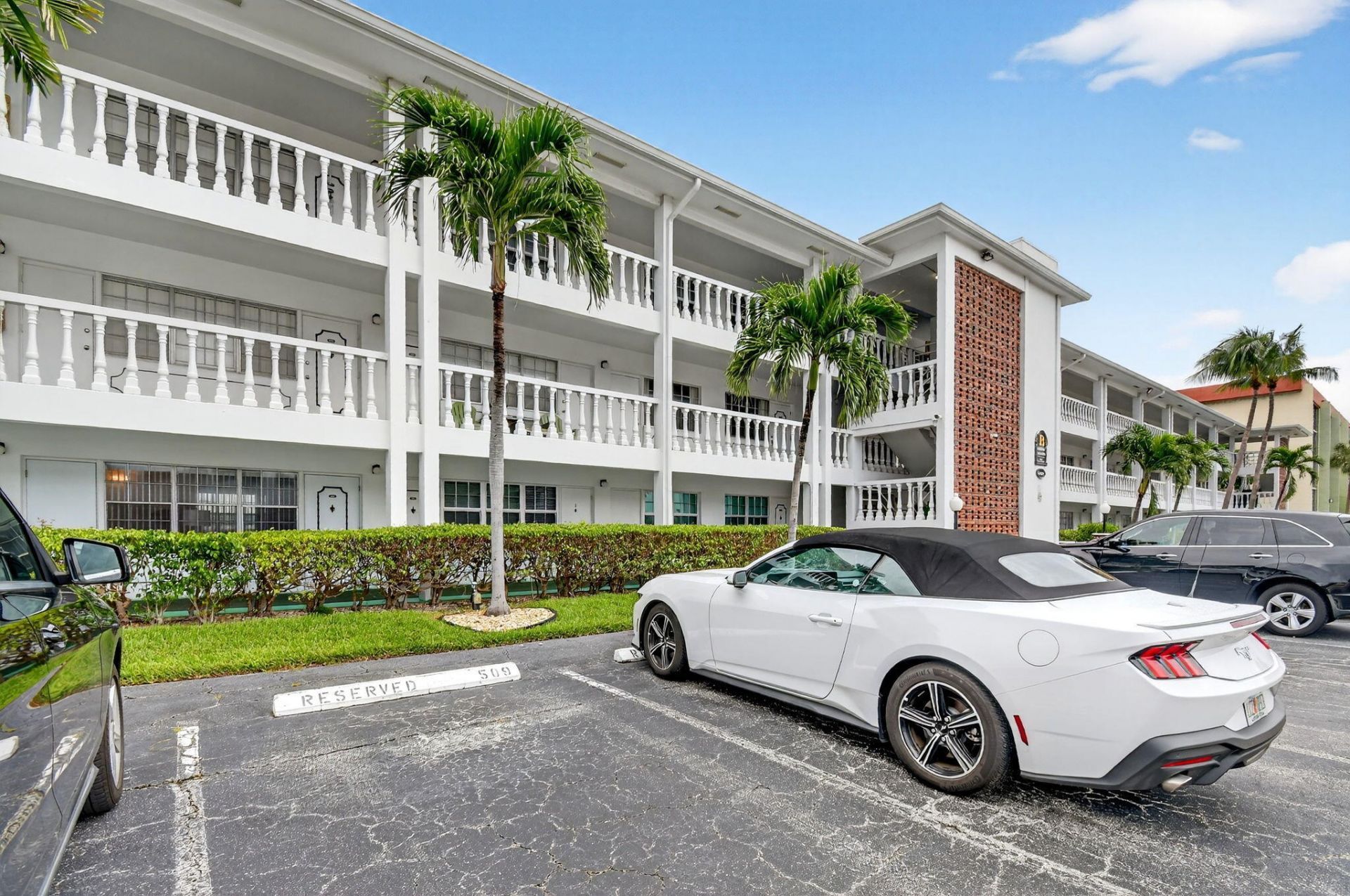 5203 NE 24 Terrace, Unit B-105, Fort Lauderdale, FL 33308 Photo