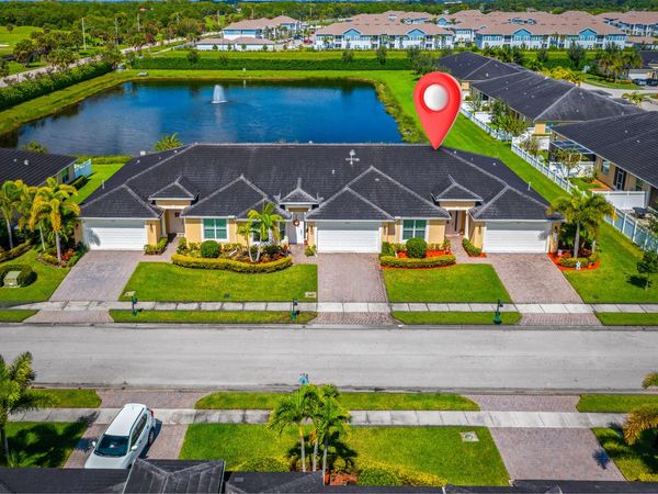6244 NW Helmsdale Way, Port Saint Lucie, FL 34983