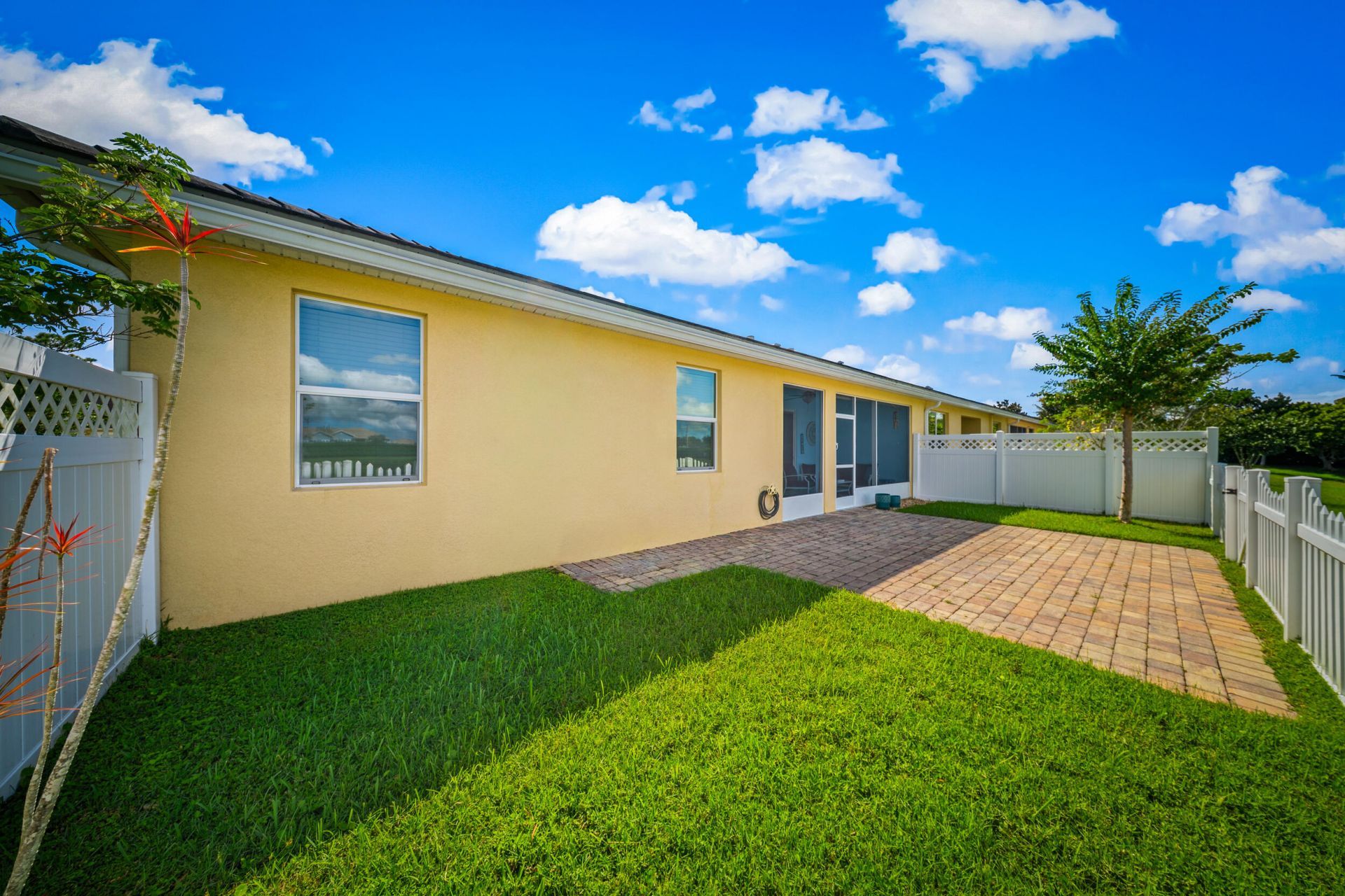 6244 NW Helmsdale Way, Port Saint Lucie, FL 34983 Photo