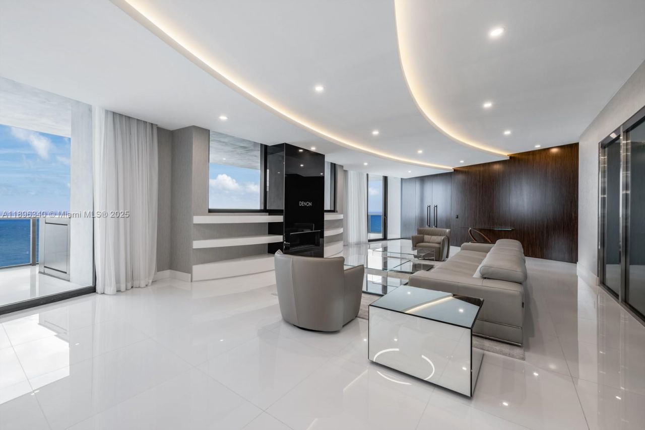 18555 Collins Ave, Unit 2805, Sunny Isles Beach, FL 33160 Photo