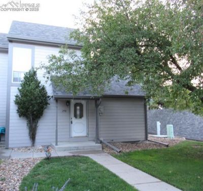 290 Cobblestone Drive, Colorado Springs, CO 80906 Main Photo
