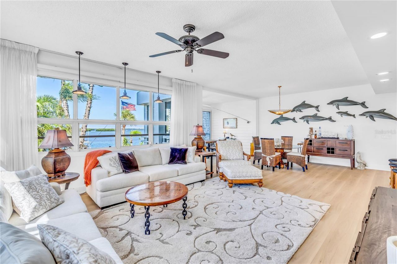 615 Dream Island Place, Unit 201, Longboat Key, FL 34228 Photo