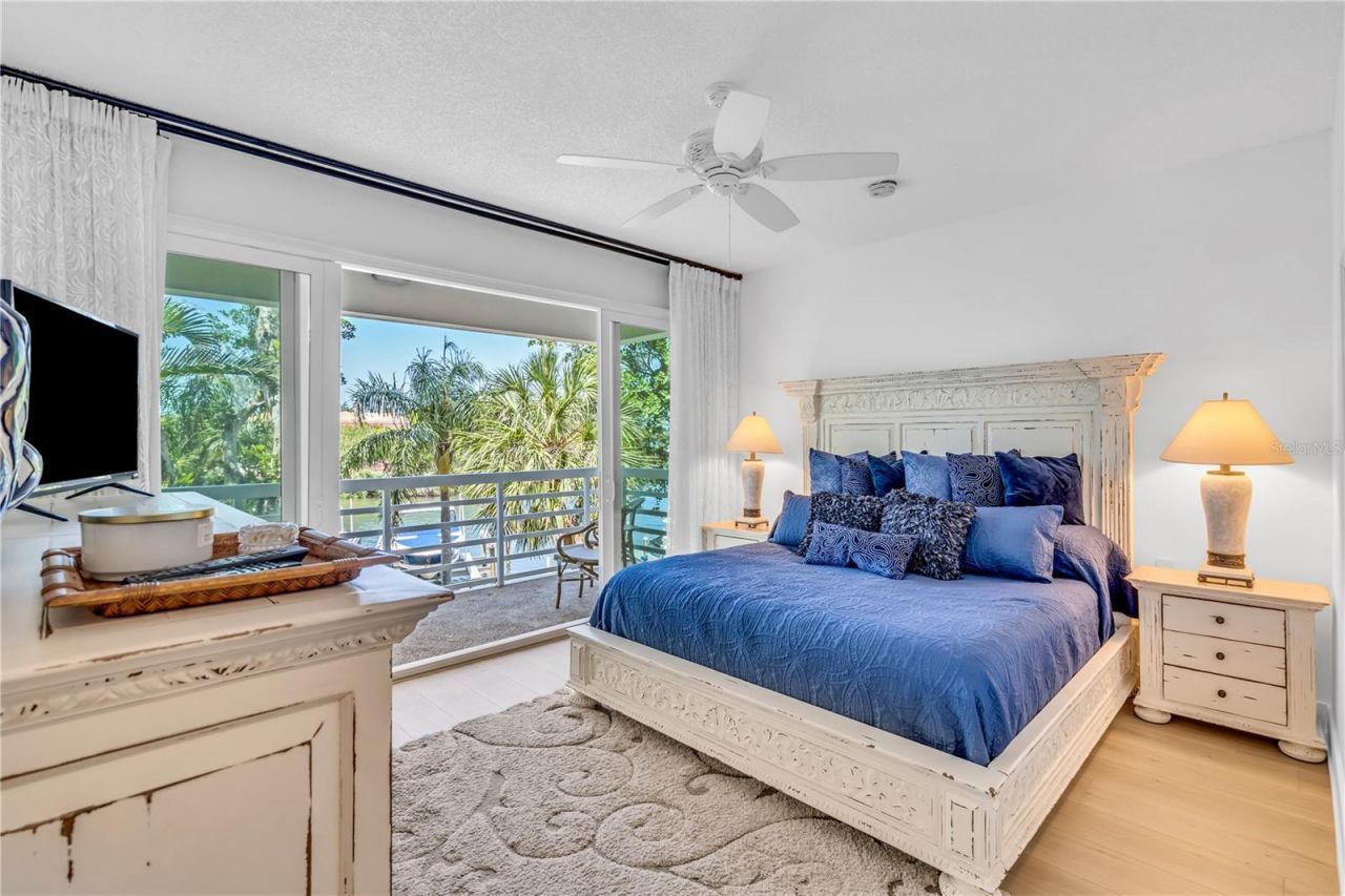 615 Dream Island Place, Unit 201, Longboat Key, FL 34228 Photo