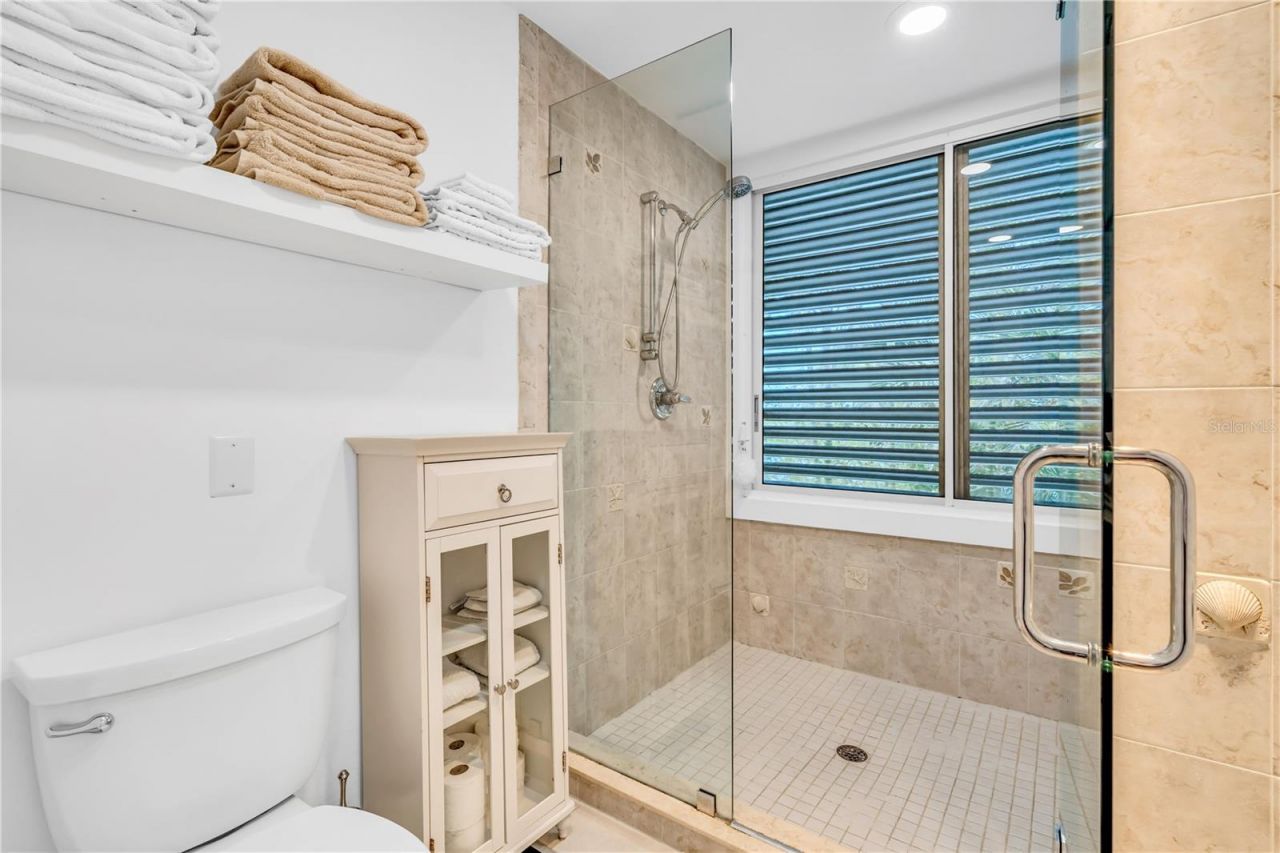 615 Dream Island Place, Unit 201, Longboat Key, FL 34228 Photo