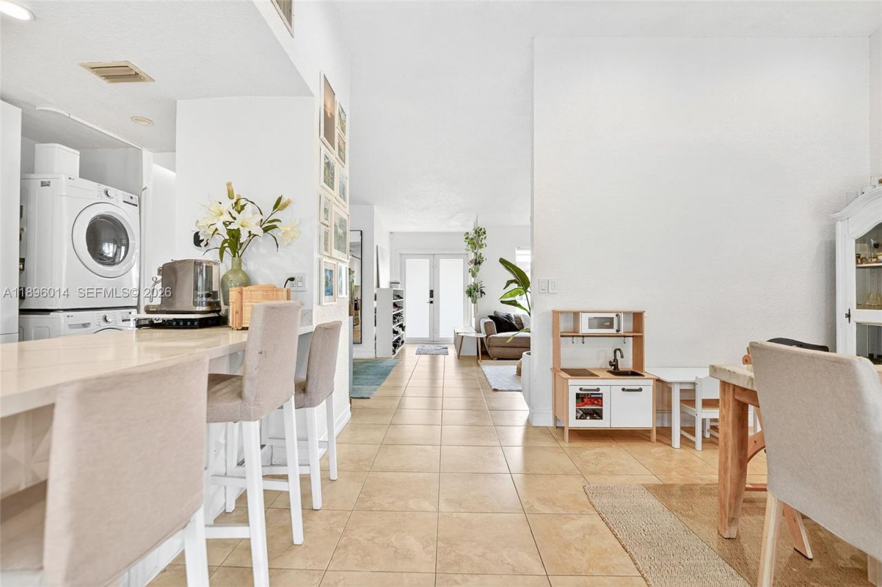 752 NW 134th Ave, Miami, FL 33182 Photo