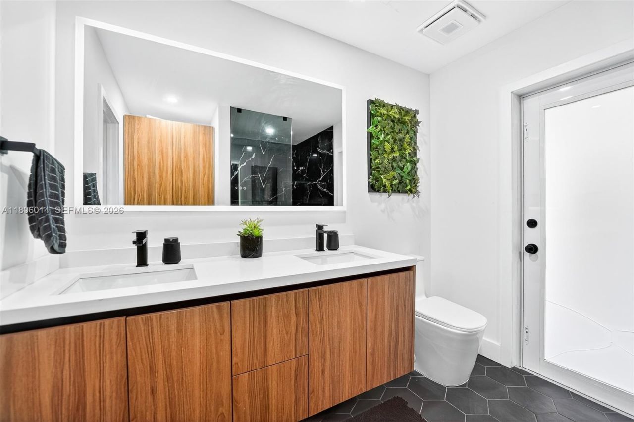 752 NW 134th Ave, Miami, FL 33182 Photo