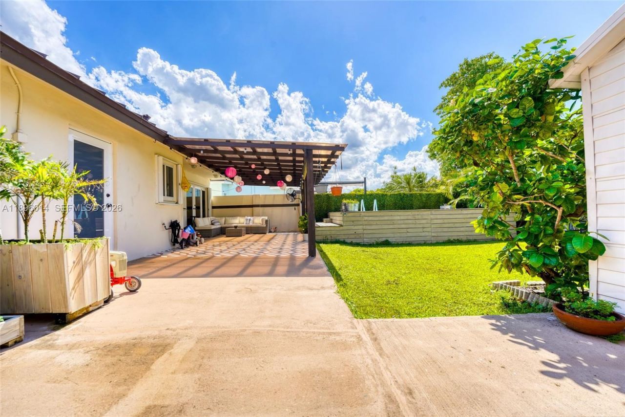 752 NW 134th Ave, Miami, FL 33182 Photo