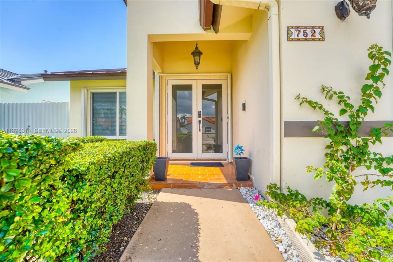 752 NW 134th Ave, Miami, FL 33182 Photo