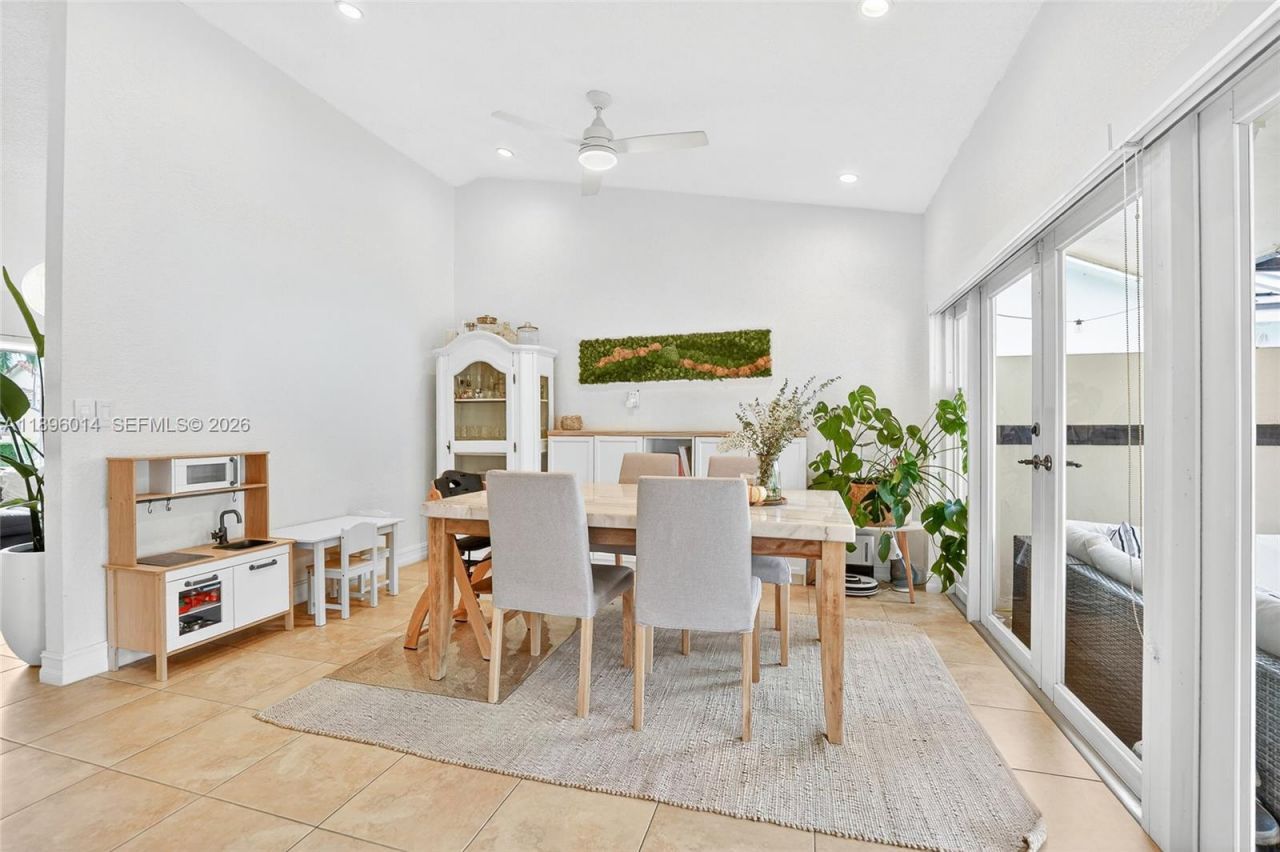 752 NW 134th Ave, Miami, FL 33182 Photo