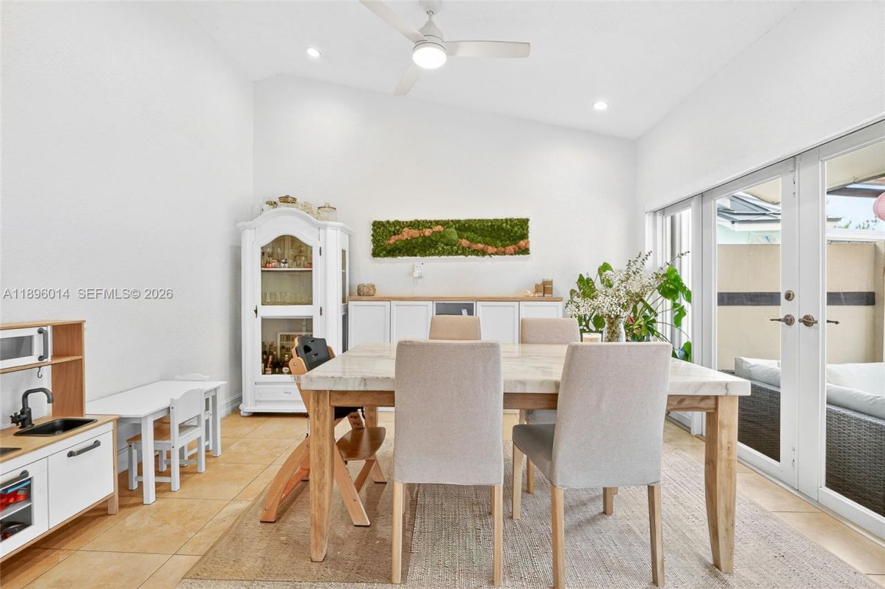 752 NW 134th Ave, Miami, FL 33182 Photo