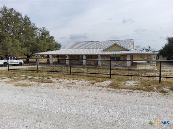 1601 S CR 153, Purmela, TX 76566