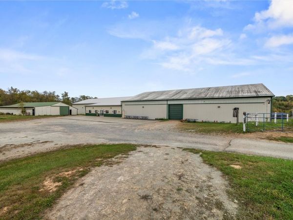 260 Mountain Trail Lane, Acme, PA 15610