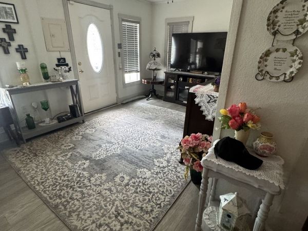 223 W RIO GRANDE, Pearsall, TX 78061