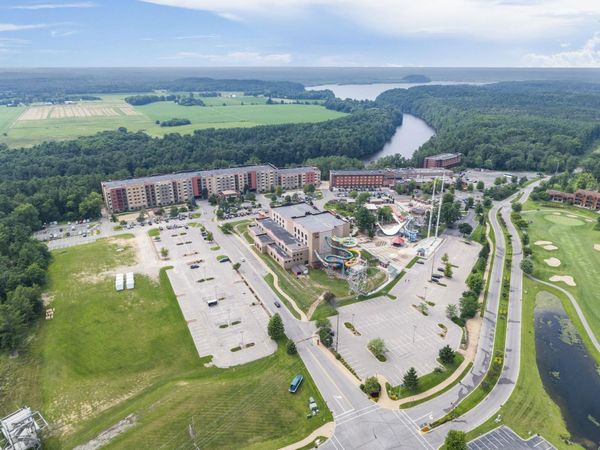 2411 River Road, Unit 2550, Wisconsin Dells, WI 53965