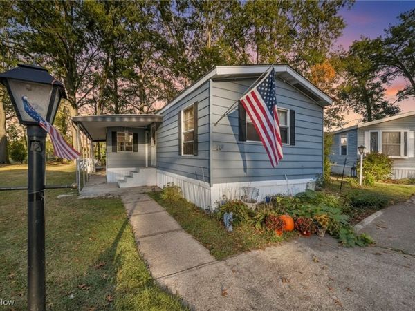 35157 Center Ridge Road, Unit 126, North Ridgeville, OH 44039