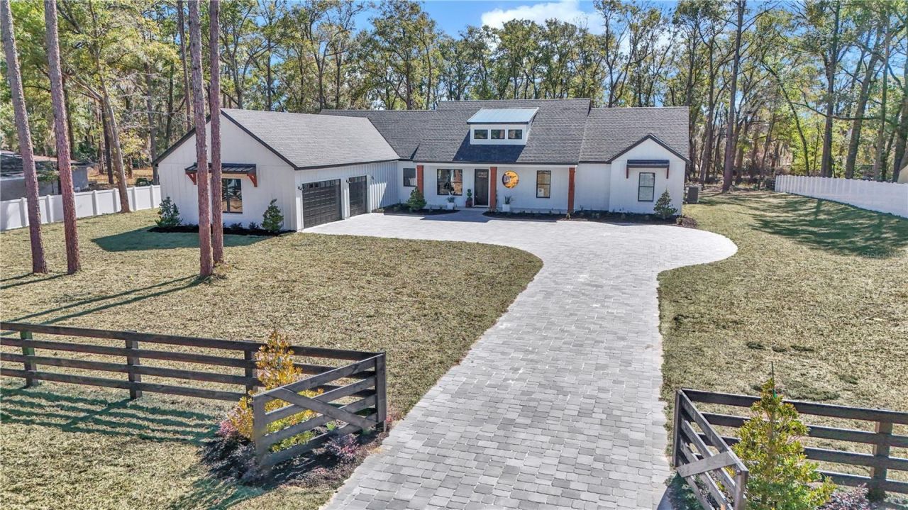 11430 SW 61st Place Road, Ocala, FL 34481 Main Photo