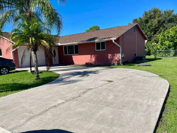 1832 SE Floresta Drive, Port St. Lucie, FL 34983