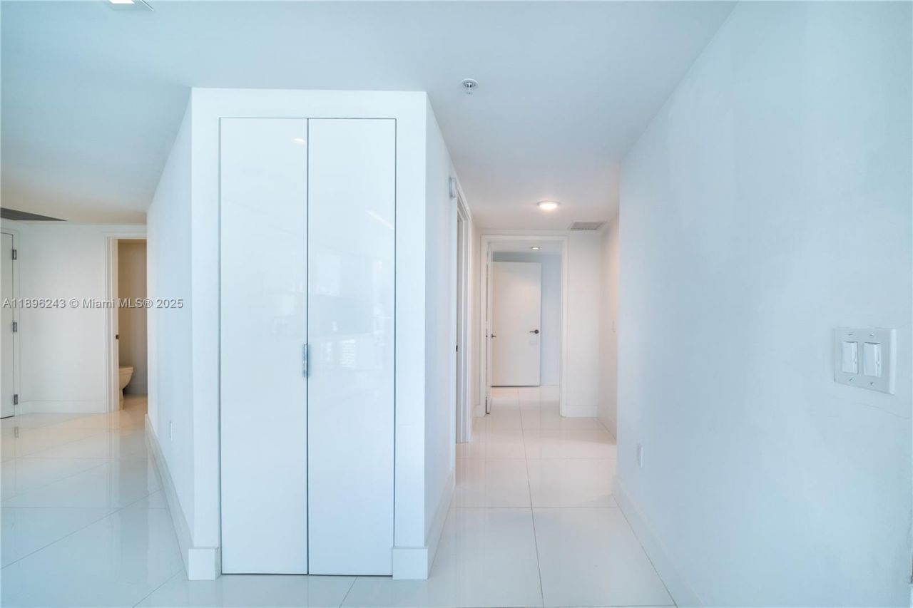 300 Sunny Isles Blvd, Unit 4-1901, Sunny Isles Beach, FL 33160 Photo