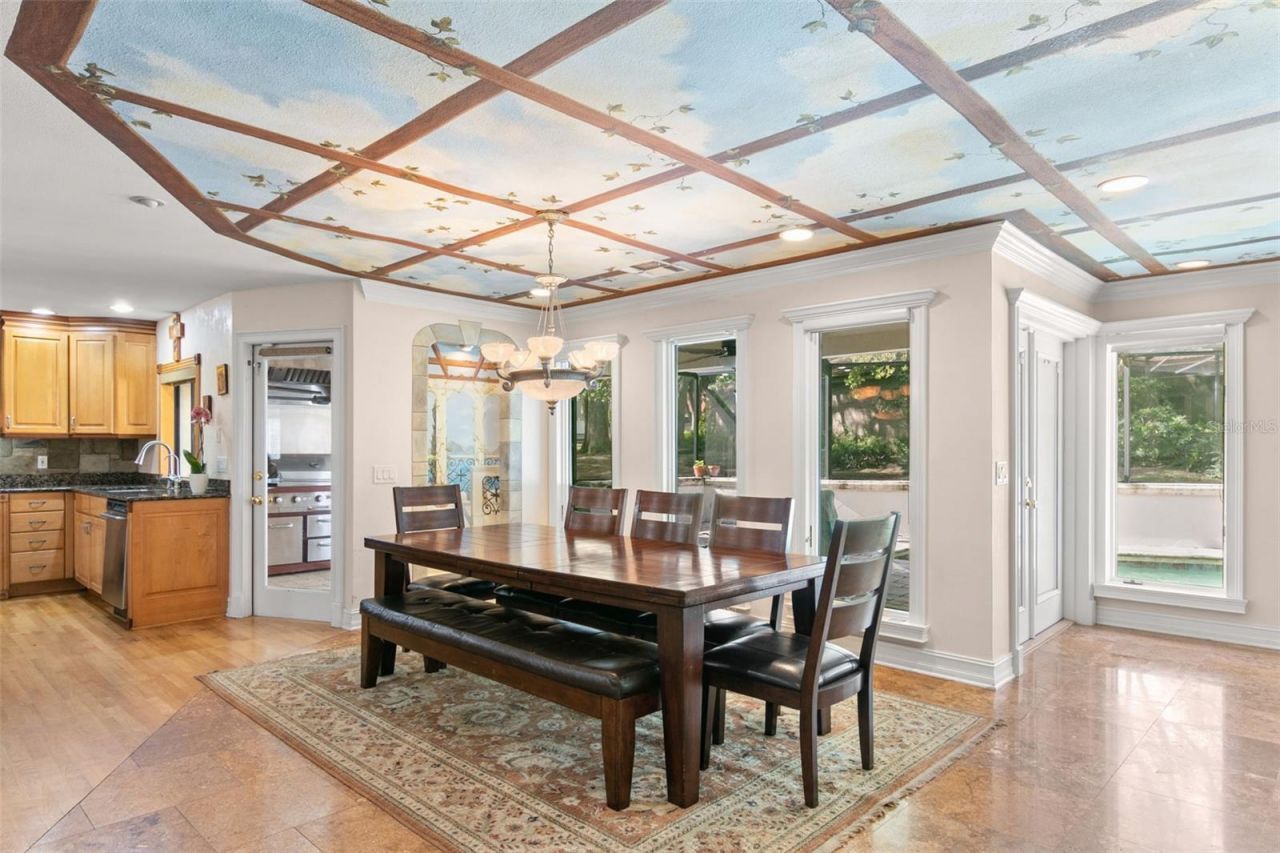 3498 Shoreline Circle, Palm Harbor, FL 34684 Photo