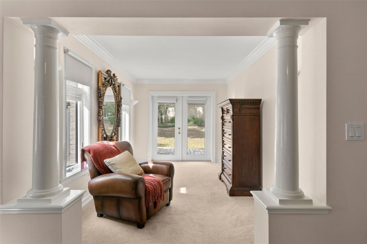 3498 Shoreline Circle, Palm Harbor, FL 34684 Photo