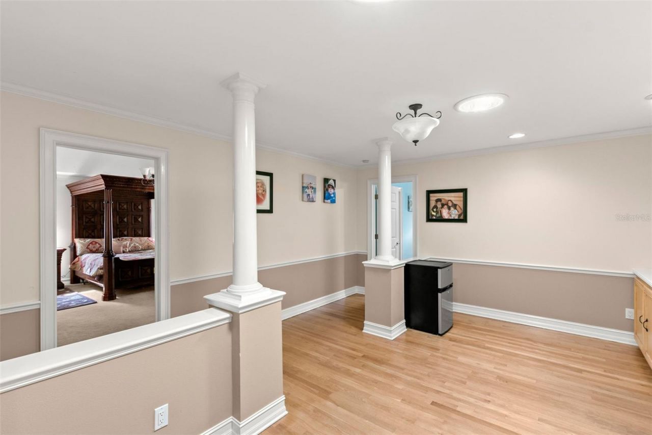 3498 Shoreline Circle, Palm Harbor, FL 34684 Photo