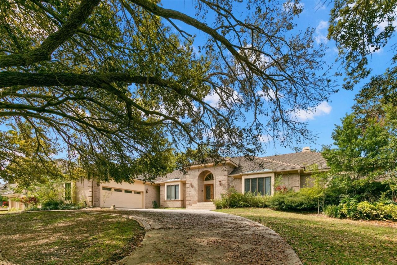 3498 Shoreline Circle, Palm Harbor, FL 34684 Photo