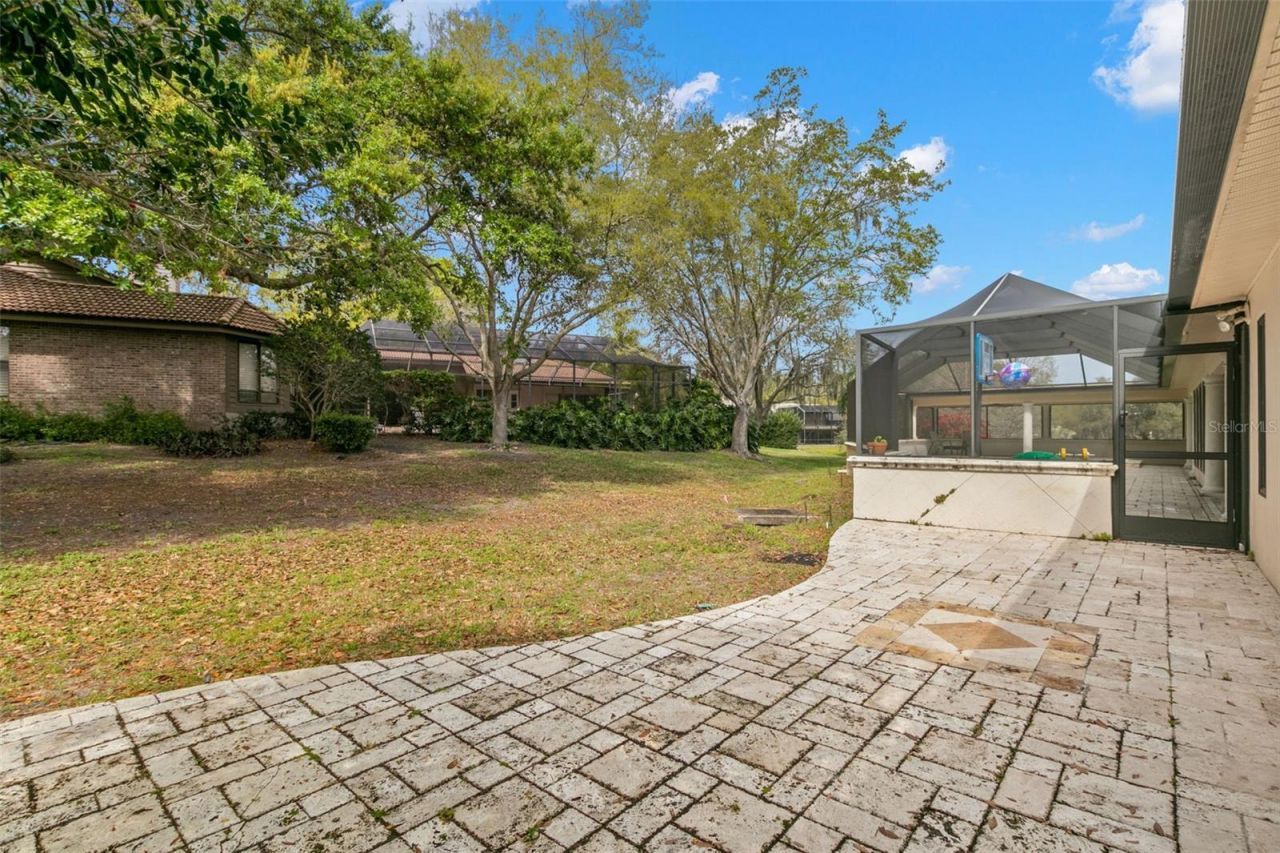 3498 Shoreline Circle, Palm Harbor, FL 34684 Photo