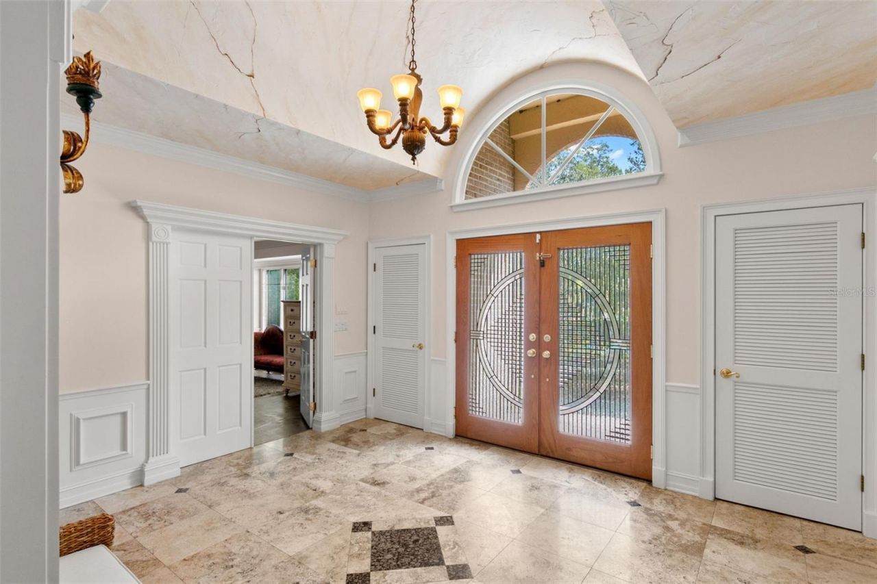 3498 Shoreline Circle, Palm Harbor, FL 34684 Photo