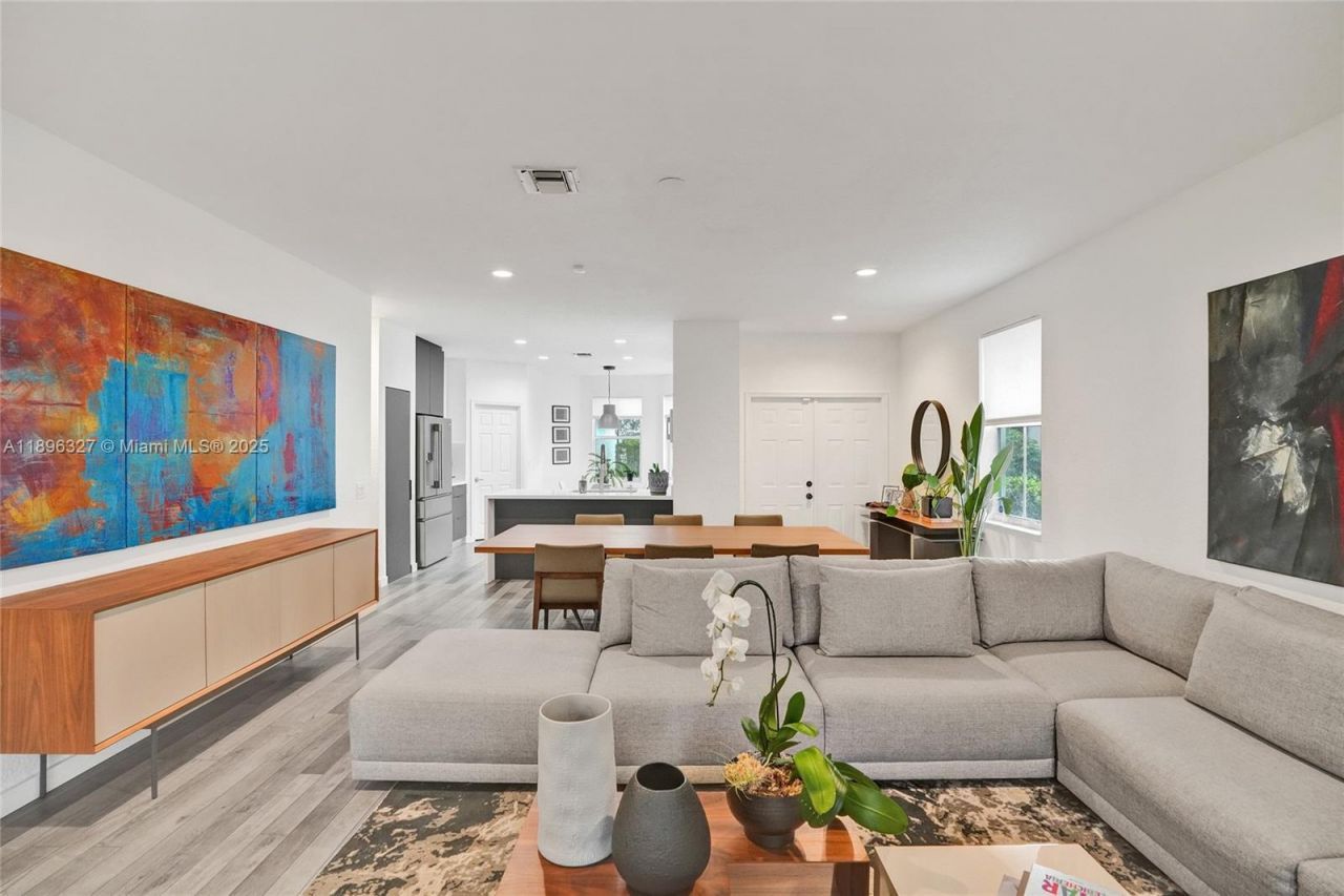 1725 Winterberry Ln, Unit 1725, Weston, FL 33327 Photo