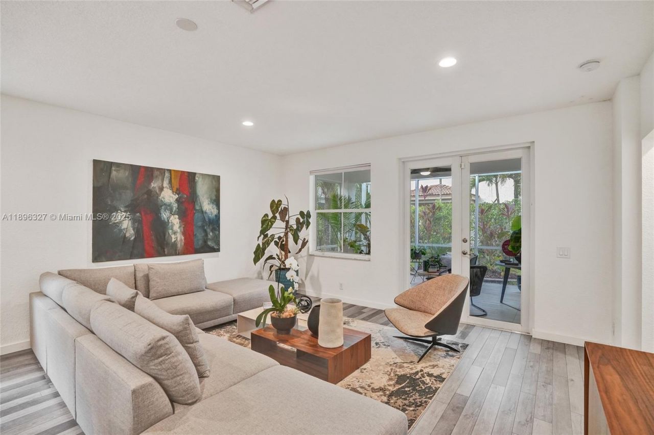 1725 Winterberry Ln, Unit 1725, Weston, FL 33327 Photo