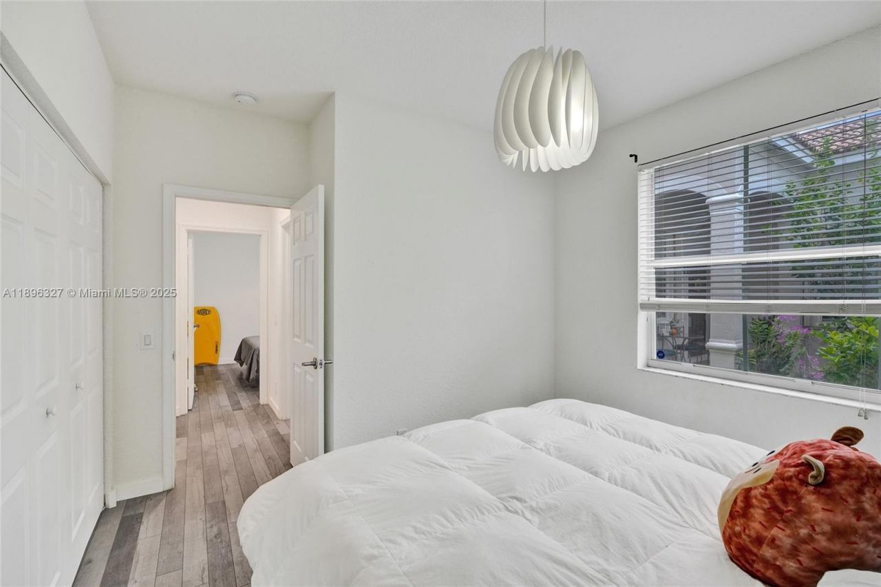 1725 Winterberry Ln, Unit 1725, Weston, FL 33327 Photo